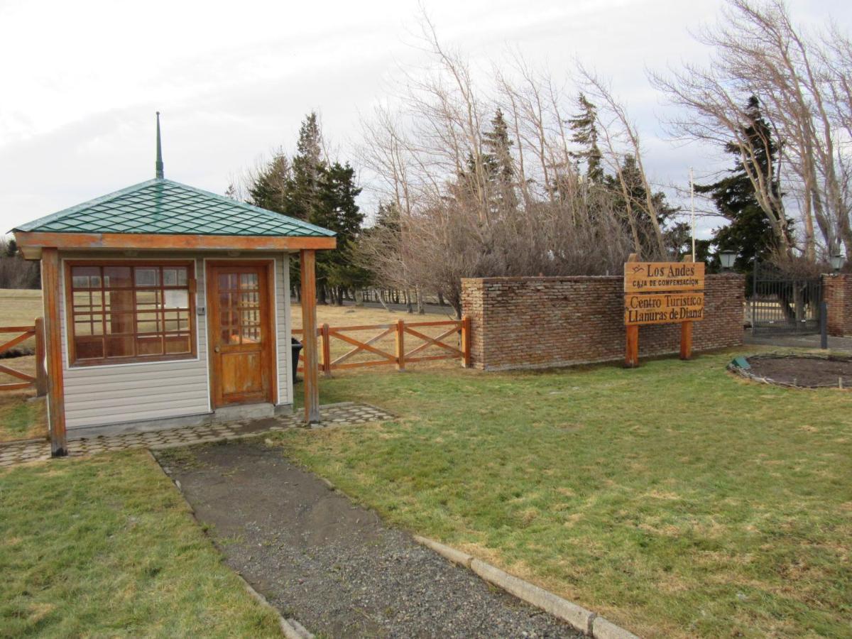 Hotel Y Cabanas Llanuras De Diana - Caja Los Andes Puerto Natales Eksteriør bilde