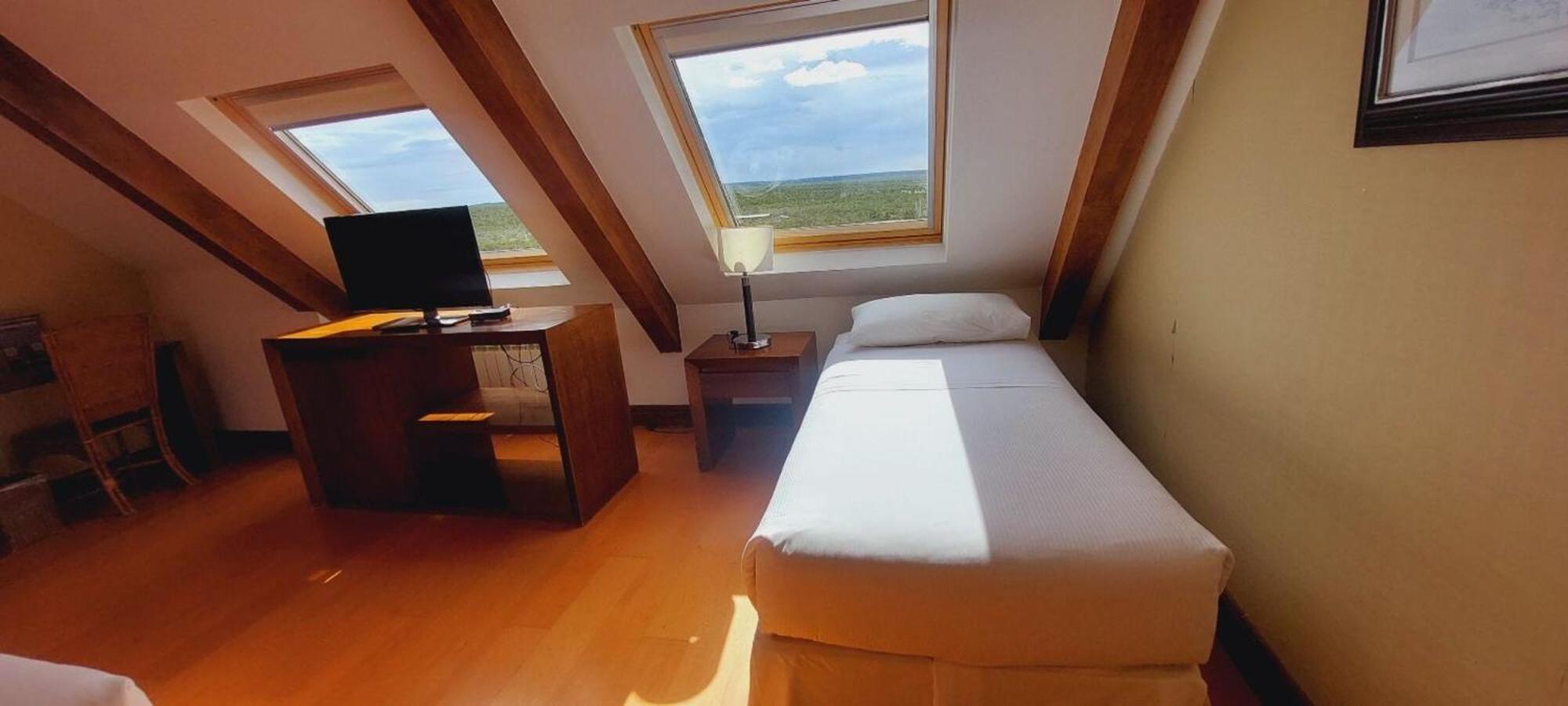 Hotel Y Cabanas Llanuras De Diana - Caja Los Andes Puerto Natales Eksteriør bilde